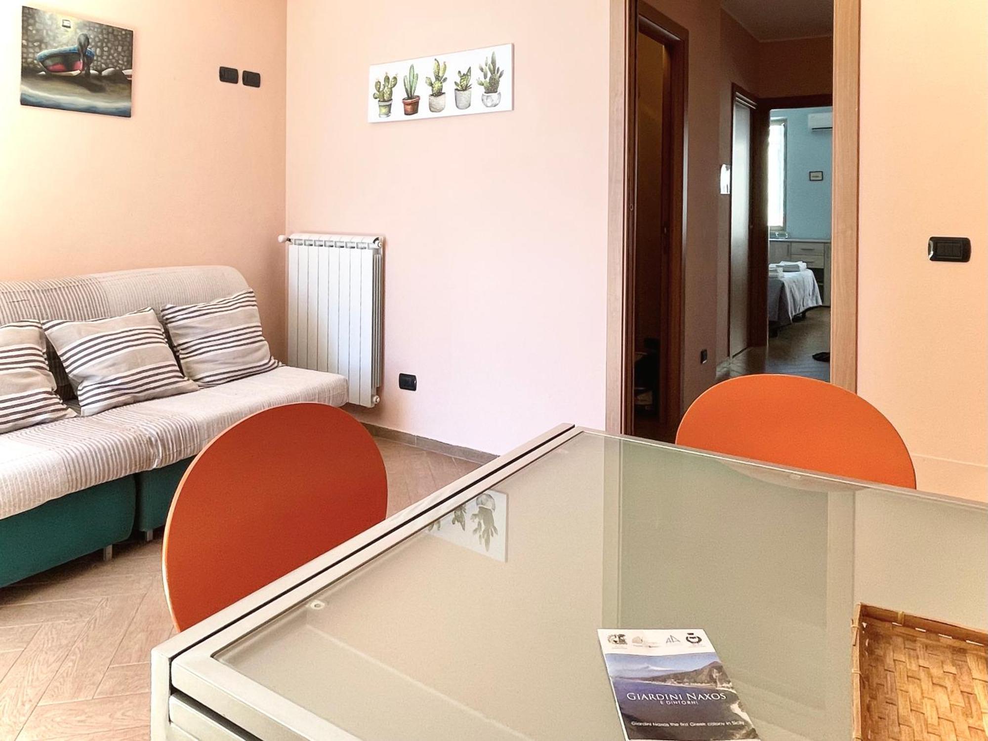 Maremare Apartments Giardini Naxos Eksteriør bilde