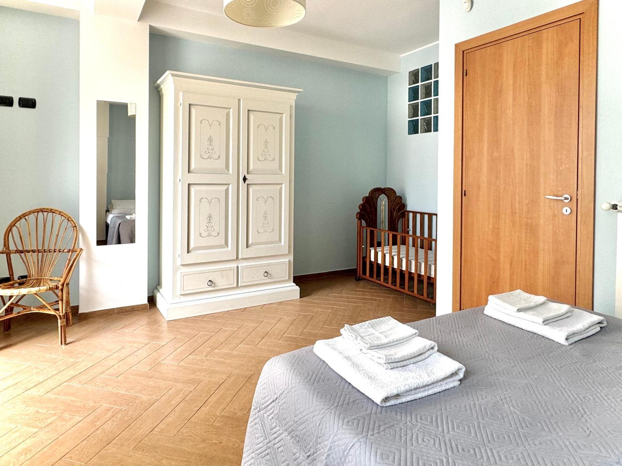 Maremare Apartments Giardini Naxos Eksteriør bilde